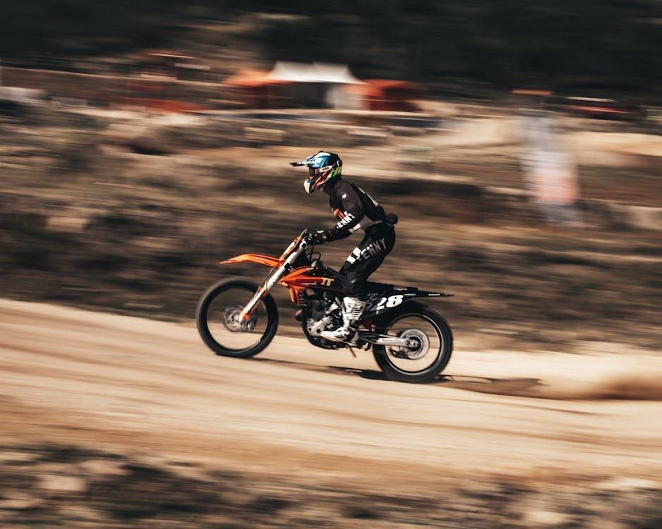 dirt bike storage, store dirt bikes properly, dirt bike maintenance, motorcycle storage tips, dirt bike component preservation, bike storage solutions, long-term dirt bike storage, dirt bike storage ideas, motorcycle climate control